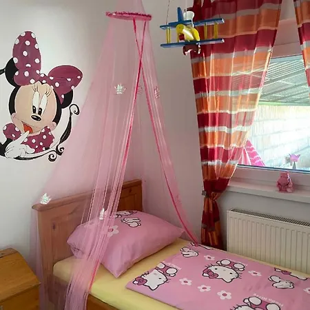Apartment In Balatonbereny - Balaton 18046 شقة *